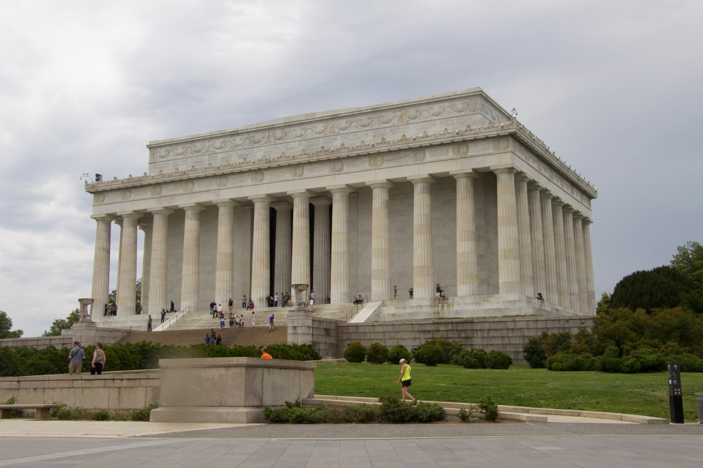 Take the Lincoln&nbsp;Walk