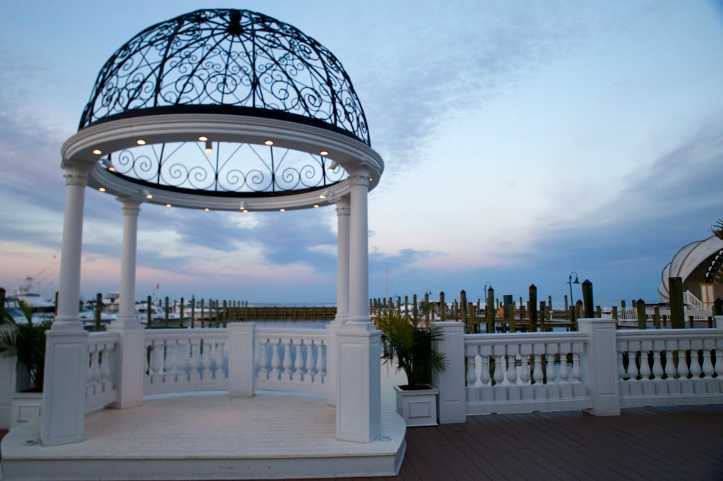 Avoid the Bay Bridge and Discover the Beaches of Calvert County,&nbsp;Maryland