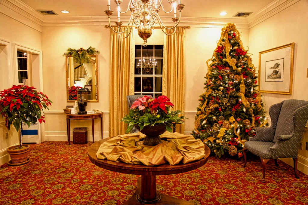 Come to Airlie House For the&nbsp;Holidays