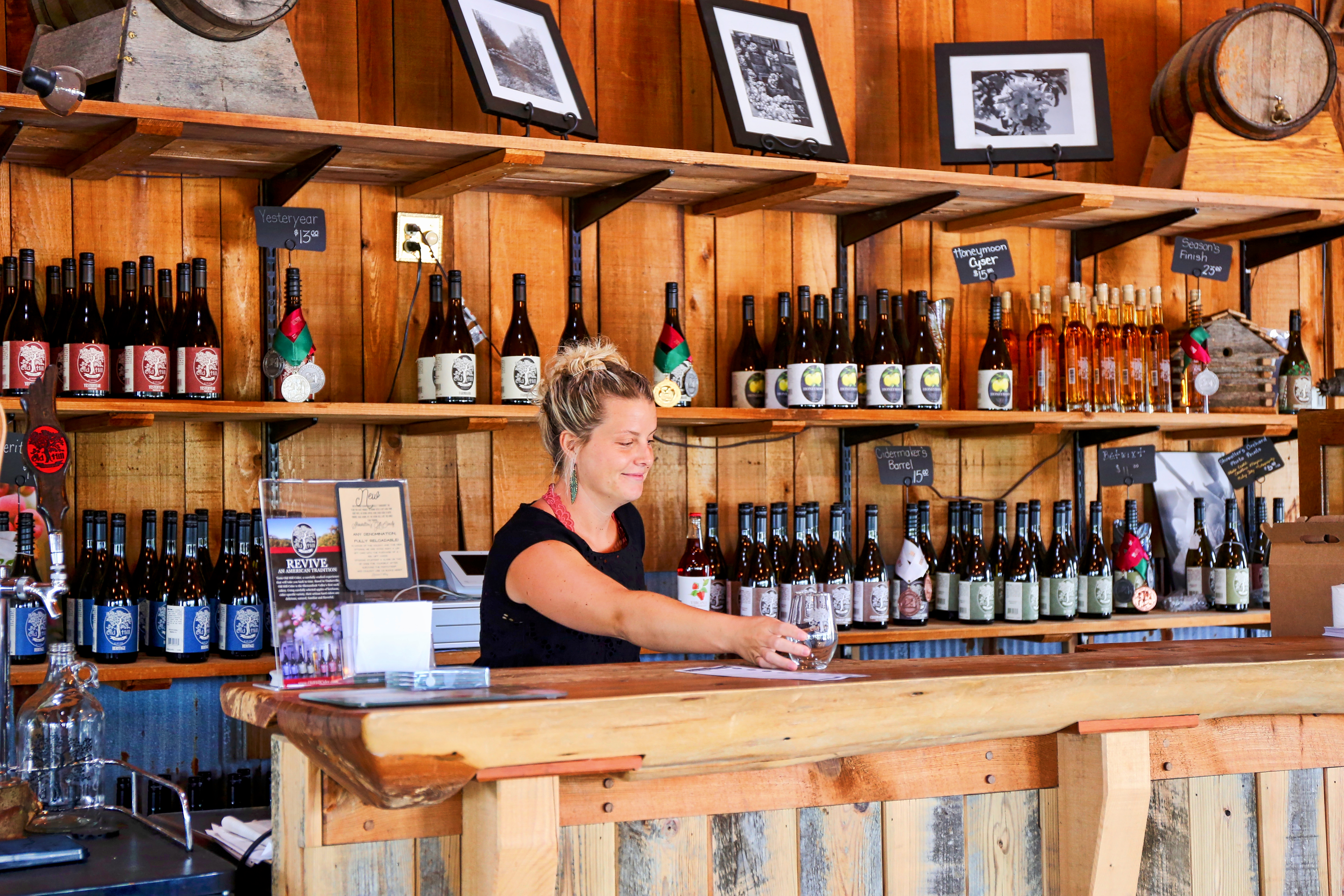 Shenandoah Valley Virginia Old Hill Cider Farm apples00006